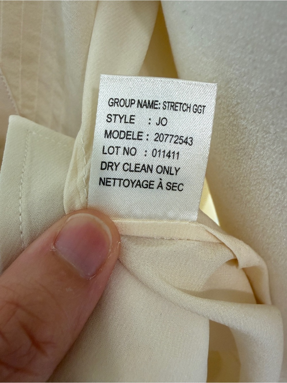 Theory Cream Silk Pintuck Embroidered Blouse – Size Medium - Picture 9 of 9